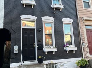 2818 Larkins Way, Pittsburgh, PA