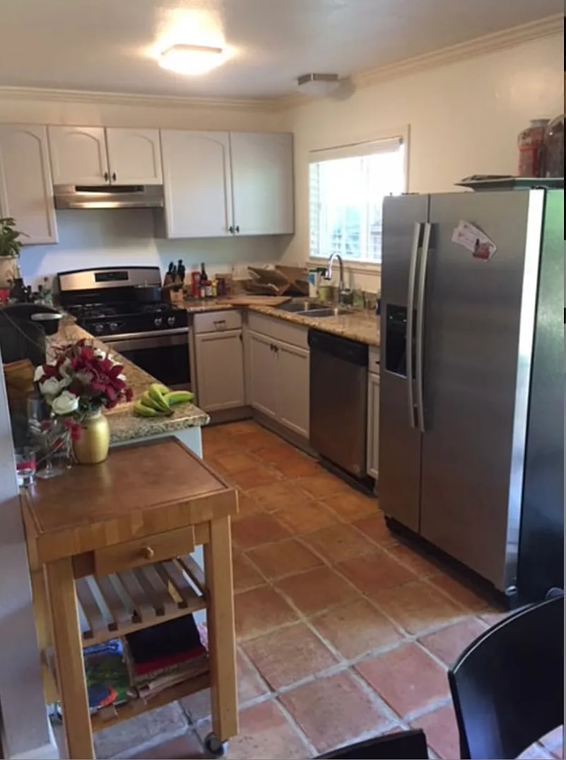 2 bed, $3,200 — Photo 4