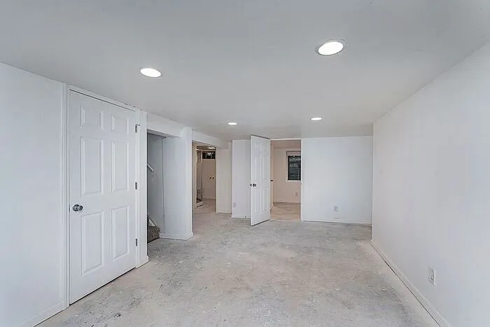 5875 N Keystone Ave — Photo 23