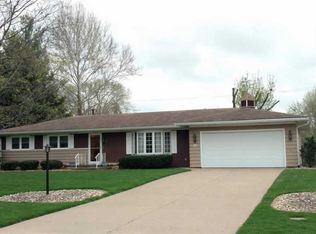 320 Bruce Ave, Milan, IL 61264