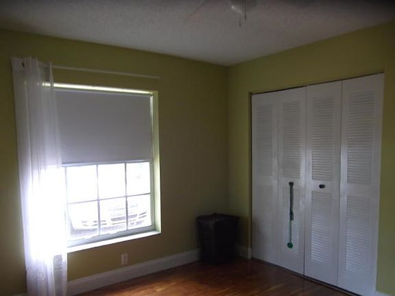 4th image of 8589 Binghamton Ave