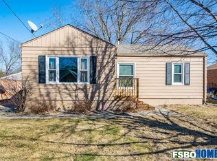 2109 52nd St, Des Moines, IA 50310