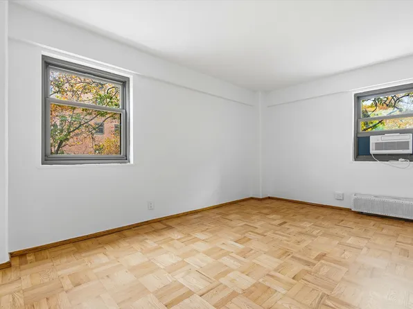 21-85 34th Avenue image 10 of 18