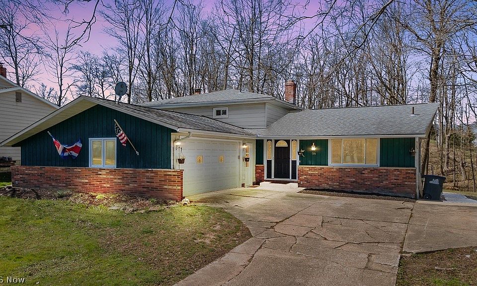 1st image of 98 Woodhollow Dr