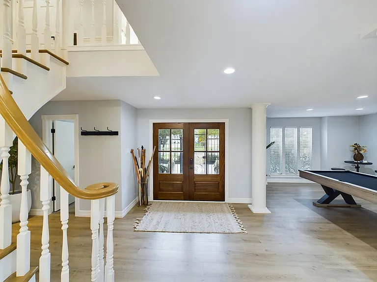 7702 Antoine Dr — Photo 5