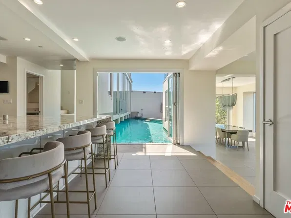 9716 Oak Pass Rd, Beverly Hills, CA 90210