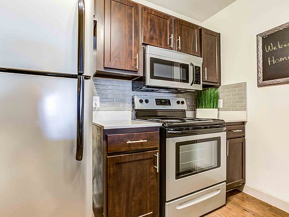 3rd image of 6599 E Thomas Rd #15-2124
