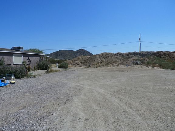 2nd image of 31611 N Roy Rogers Trl