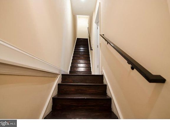 5th image of 1614-1 Cambridge St #2R