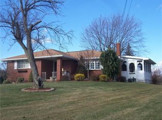 317 Comanche Dr, Belle Vernon, PA 15012