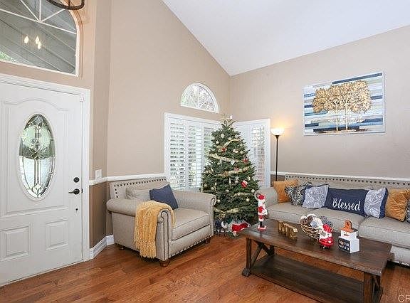 3rd image of 39371 San Thomas Ct