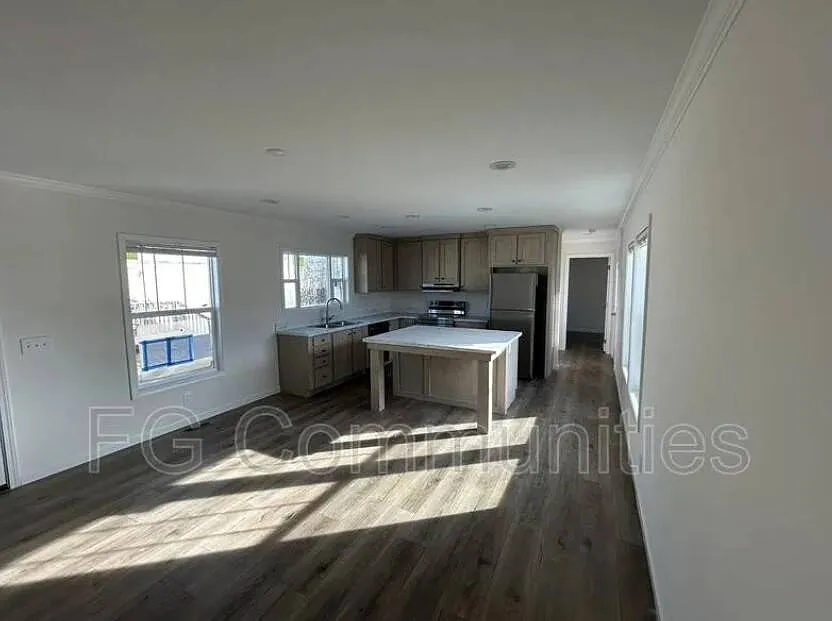 3 bed, 2.0 bath, $1,395 — Photo 4