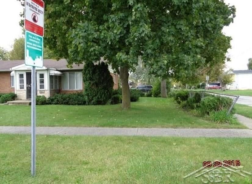 2nd image of 304 Youmans St