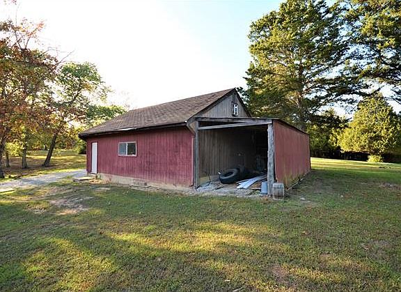 5th image of 18526 N Fork Farms Ct