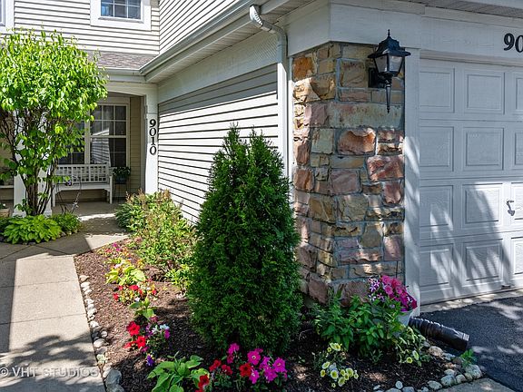 2nd image of 9010 W Heathwood Cir