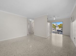 658 NW 1 ST, Miami, FL 33128