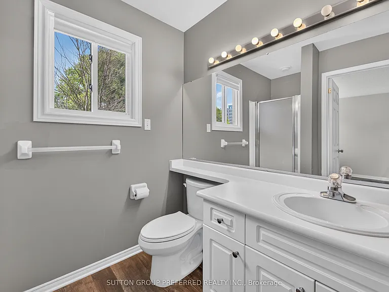 185 N Centre St #7 — Photo 24