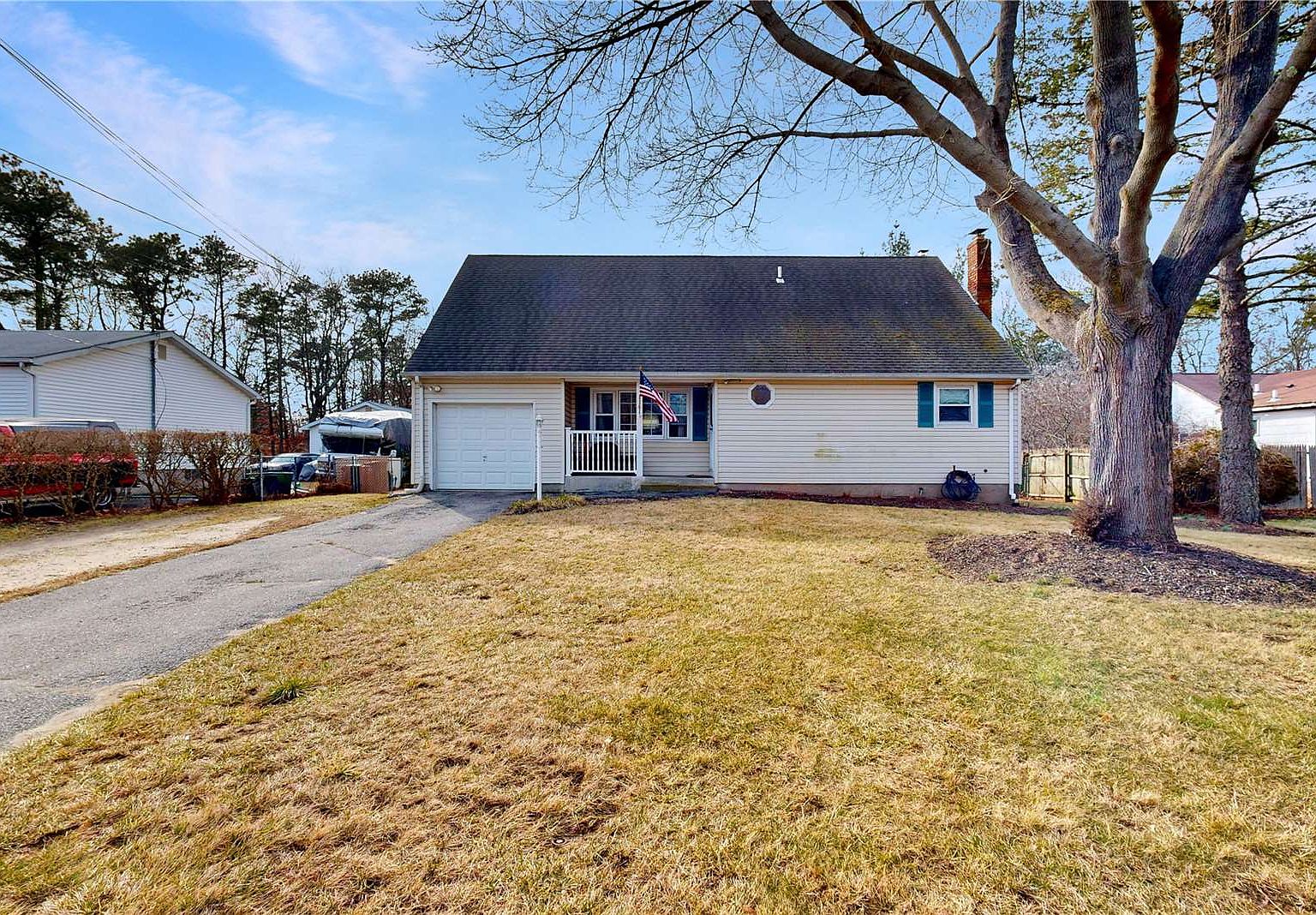 116 Hounslow Road, Shirley, NY 11967 Zillow