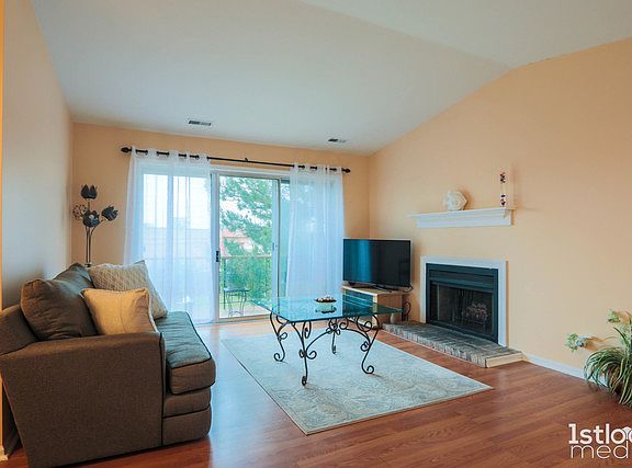 5th image of 1209 Williamsport Dr Unit 4