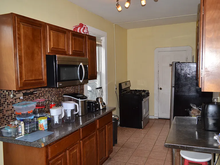 54 Pleasant St #3 — Photo 13