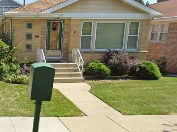 3657 N Campbell Ave, Chicago, IL 60618