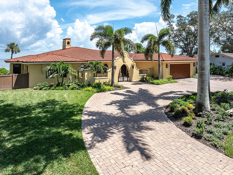 5810 Bahama Shores Dr S — Photo 75