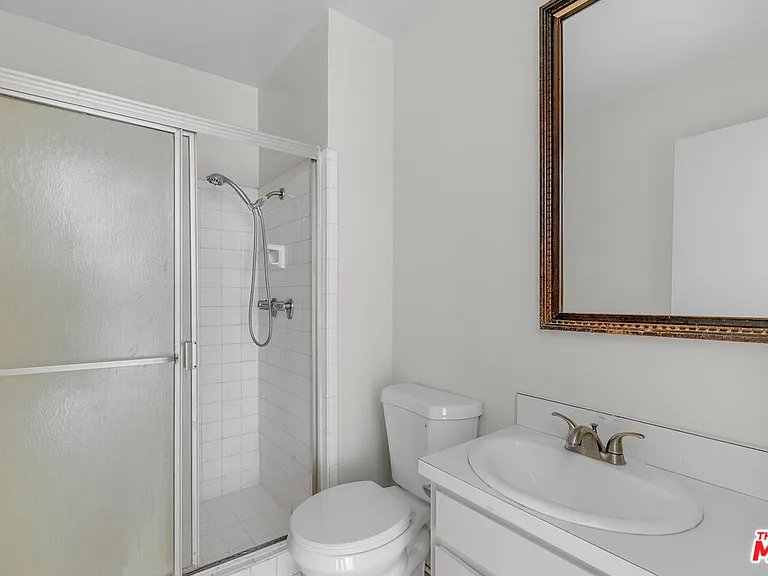 1811 Parnell Ave #10 — Photo 3