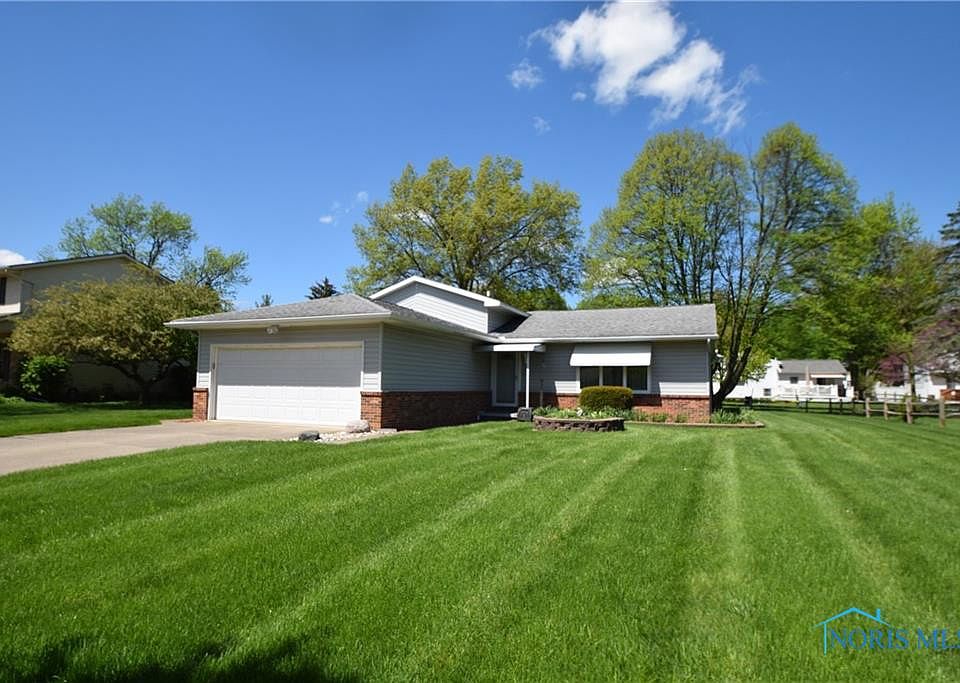 1st image of 525 Fairfield Park Dr