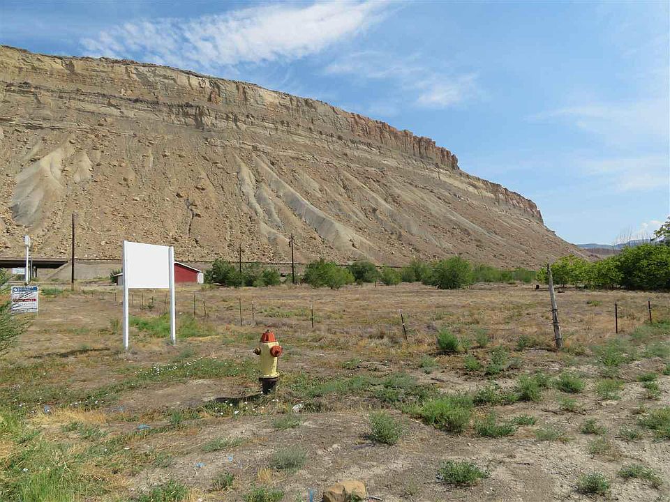 2nd image of 450 Wine Valley Rd