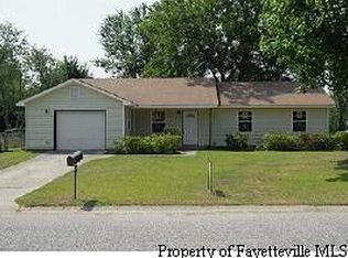 4527 Chambersburg Dr, Fayetteville, NC 28314