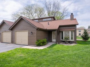 1862 Plum Ct, Crown Point, IN 46307