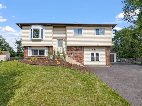 244 Oakridge Ct, Bolingbrook, IL 60440