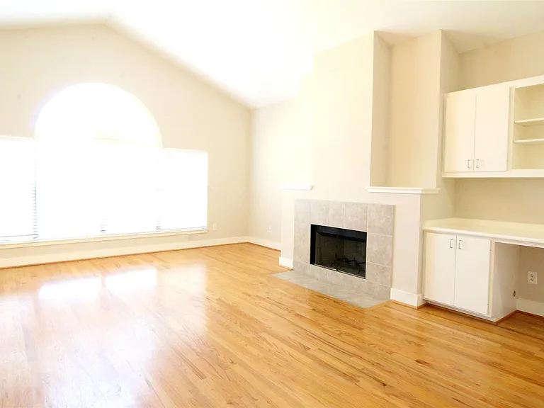 3031 Buttercup St — Photo 7