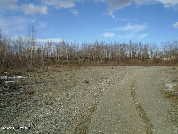 4th image of 3424 N Meadow Lakes Dr