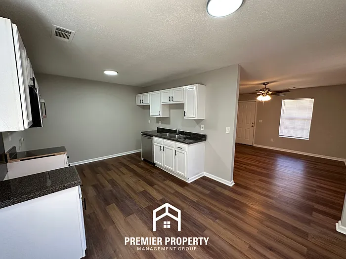 6471 Copper Valley Dr S — Photo 5