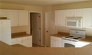 2nd image of 1133 NE 44th Ln
