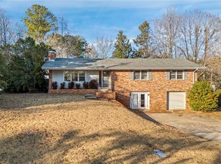 702 Crossley Ave, Opelika, AL 36801