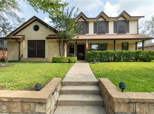 1761 Sterling Ln, Lewisville, TX 75067