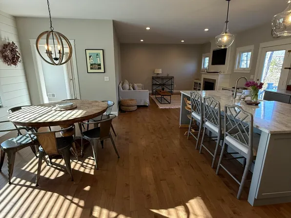 23 Aster Lane, Cape Elizabeth, ME 04107