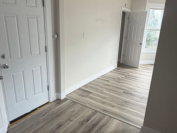 4th image of 755 Ogden St Unit 2