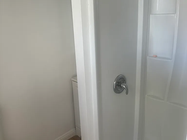 411 S Grande Vista Ave #1/2 — Photo 9