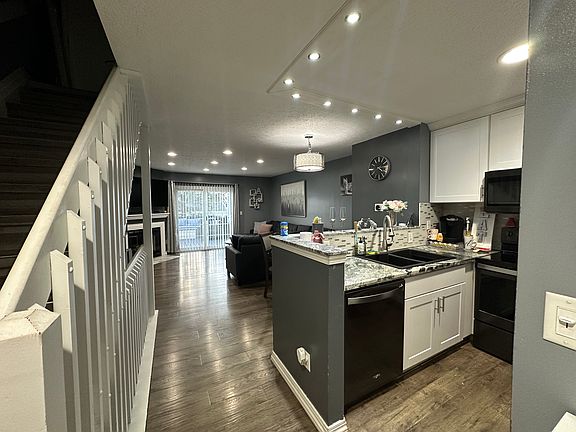3rd image of 227 Macfalls Way