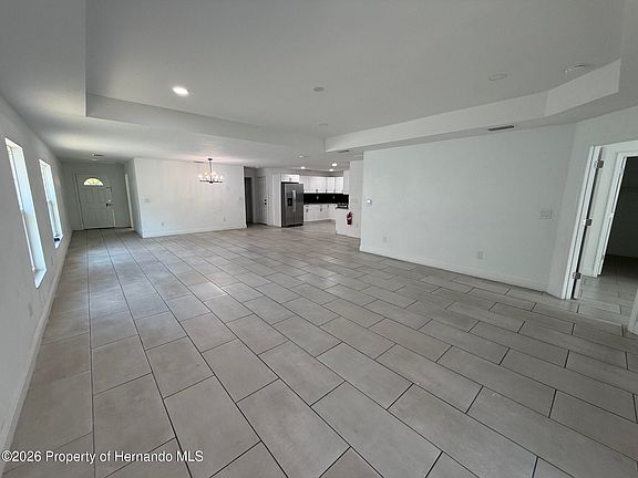 3rd image of 5112 Pacific Ave