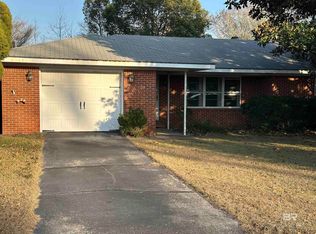 1 Yupon Cir, Foley, AL 36535