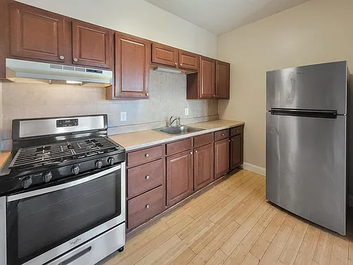 338 Warren St #3 Photo 1