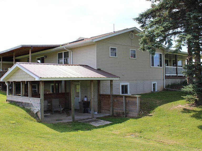 Listing photo 5