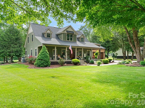 5th image of 98 Garden Ln