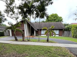 10140 SW 132nd Ave, Miami, FL 33186