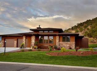 1055 SE Fairway Dr, Cedaredge, CO 81413
