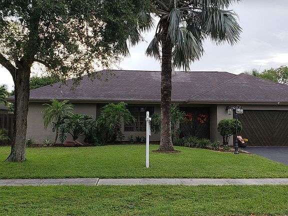 2nd image of 1111 NW 76th Ave